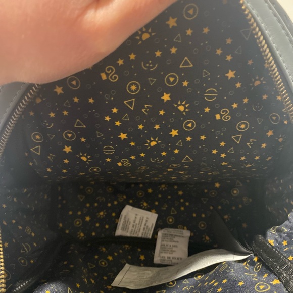 Loungefly Disney Hocus Pocus Black and Gray Backpack Halloween - NWT - Picture 10 of 10